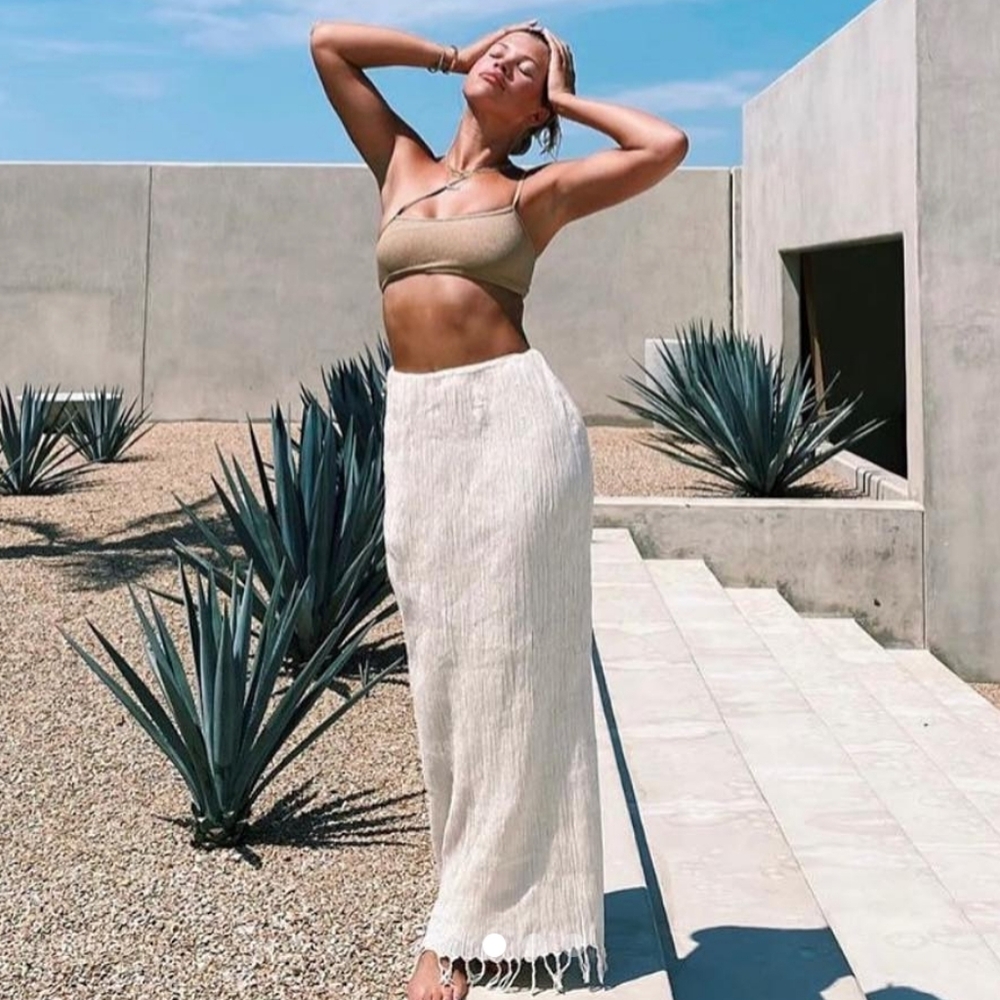 Savannah Morrow Jaya Fringed Crinkled Cotton-Gauze Maxi Skirt in Cream XXS